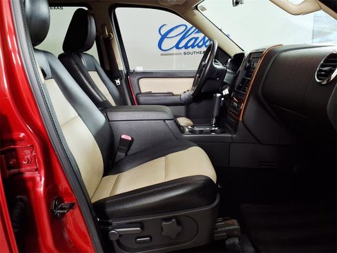 Used 2010 Ford Explorer Eddie Bauer image 12