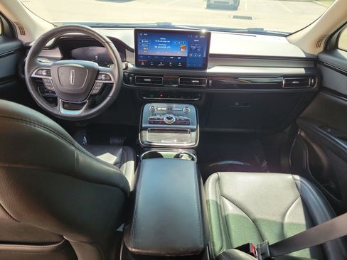 Used 2021 Lincoln Nautilus FWD image 18