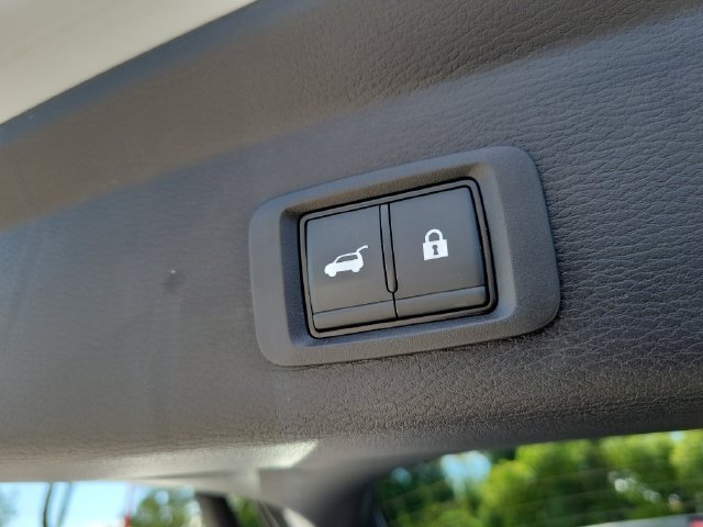 Used 2024 Mitsubishi Outlander SE AWD/4WD image 10