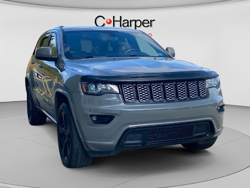 Used 2021 Jeep Grand Cherokee Laredo X AWD/4WD image 1