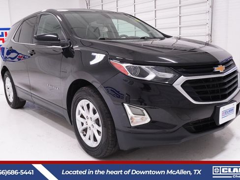 Used 2019 Chevrolet Equinox LT image 3