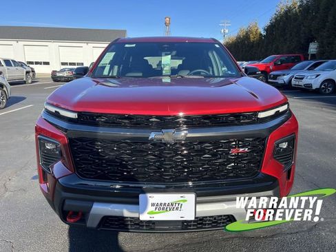 New 2026 Chevrolet Traverse Z71 w/ Driver Confidence Package image 2