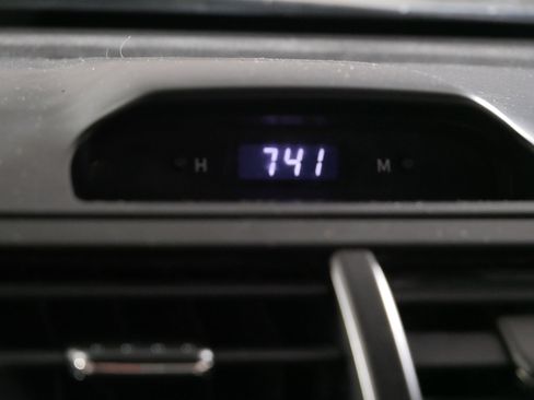 Used 2013 Toyota Camry LE image 33