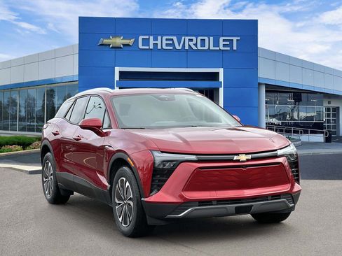 Used 2026 Chevrolet Blazer EV LT FWD image 6