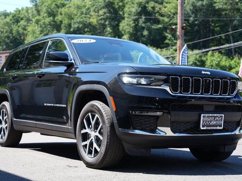 Used 2024 Jeep Grand Cherokee L Limited w/ Luxury Tech Group II AWD/4WD image 9