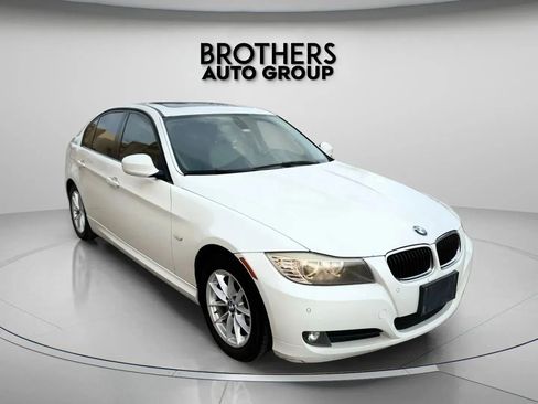 Used 2010 BMW 328i Sedan image 3