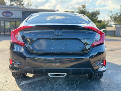 Used 2021 Honda Civic Sport image 4