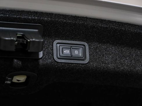 Used 2024 Audi A6 Premium Plus image 59