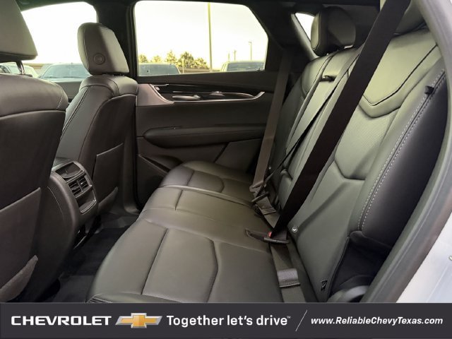 Used 2025 Cadillac XT5 Premium Luxury w/ LPO, Floor Liner Package AWD/4WD image 35