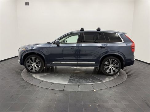 Certified 2024 Volvo XC90 T8 Ultimate w/ Protection Package Premier image 4
