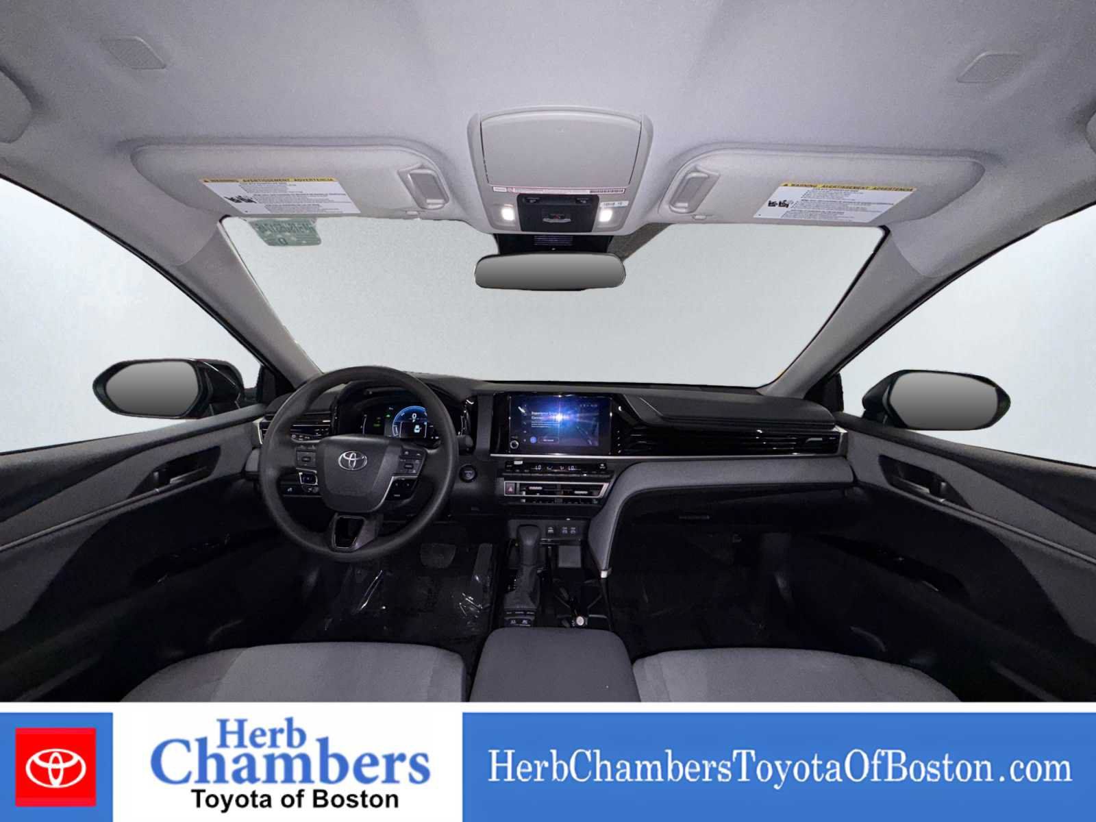 Used 2025 Toyota Camry LE AWD/4WD image 22