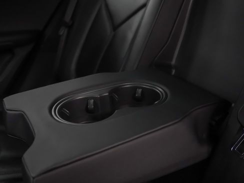 Used 2025 Porsche Macan image 19