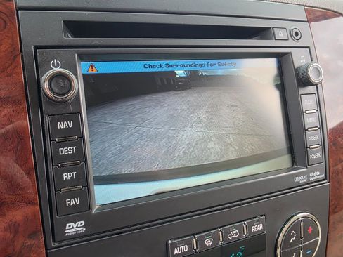 Used 2011 Chevrolet Tahoe LTZ image 5