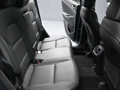 Used 2021 Hyundai Tucson Ultimate w/ Cargo Package image 16