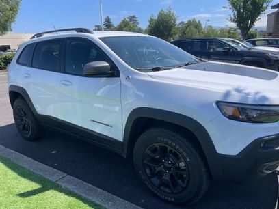 Used 2019 Jeep Cherokee Trailhawk w/ Comfort/Convenience Group