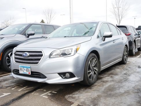 Used 2017 Subaru Legacy 2.5i Sport image 3