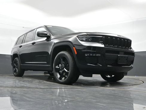 New 2025 Jeep Grand Cherokee L Limited w/ Black Appearance Package image 43
