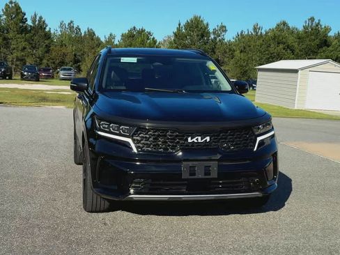 Used 2023 Kia Sorento SX AWD/4WD image 3