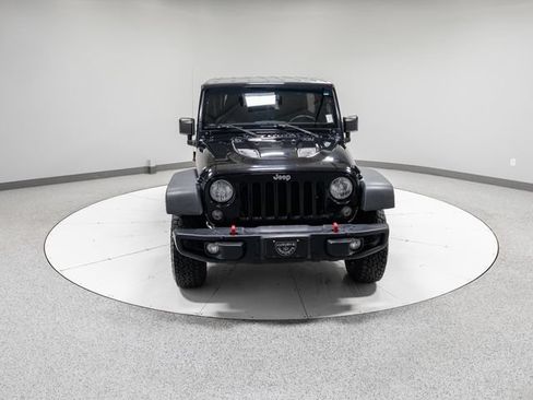 Used 2016 Jeep Wrangler Unlimited Rubicon AWD/4WD image 24