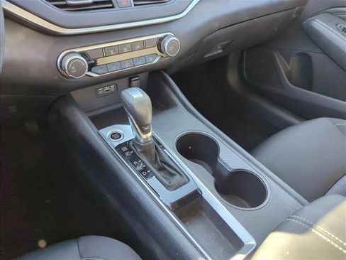 Used 2019 Nissan Altima 2.5 S image 10