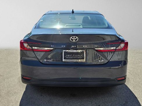 Used 2025 Toyota Camry LE FWD image 4