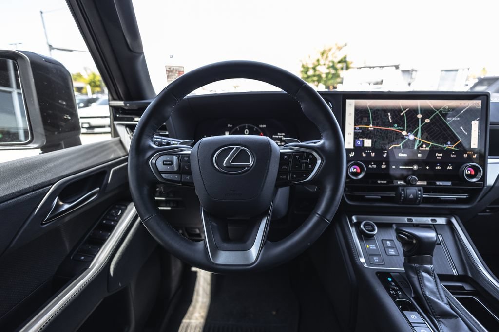 Used 2024 Lexus GX 550 w/ Accessory Package (Z1) AWD/4WD image 22