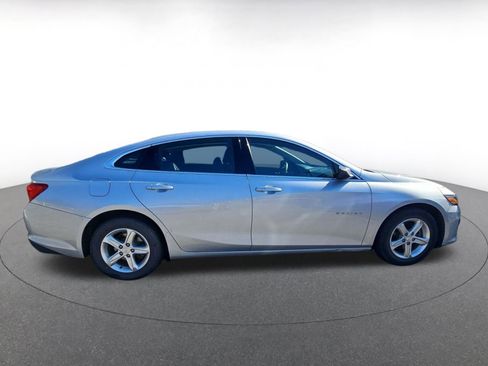 Used 2022 Chevrolet Malibu LS image 8