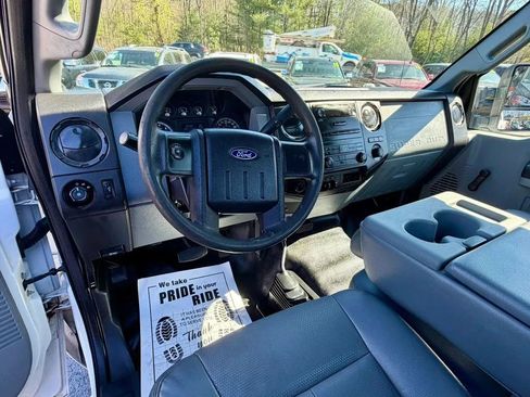 Used 2014 Ford F250 XL w/ Snow Plow Prep Package image 15