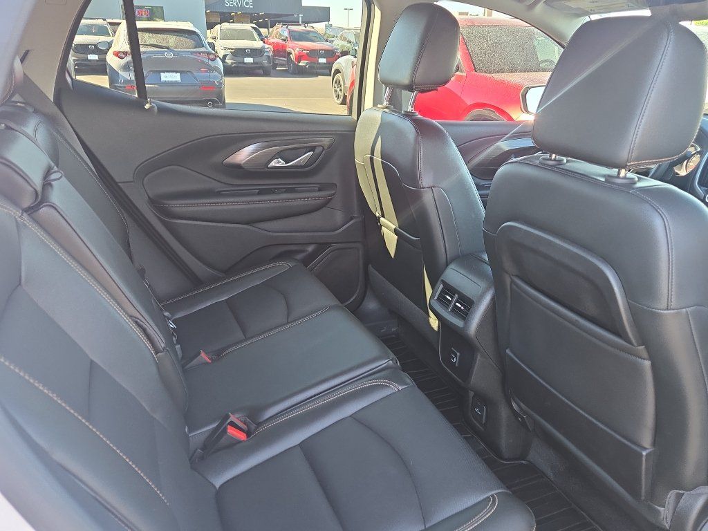 Used 2018 GMC Terrain SLT AWD/4WD image 17