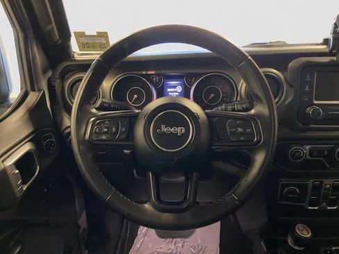 Used 2018 Jeep Wrangler Unlimited Sport S image 12