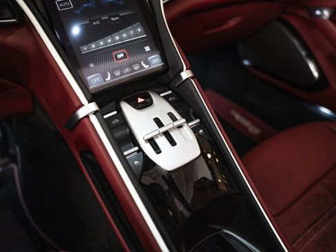 Used 2026 Ferrari Roma Spider RWD image 40