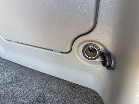 Used 2003 GMC Envoy SLE image 15