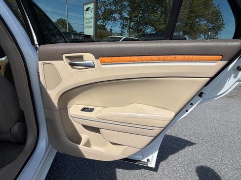 Used 2013 Chrysler 300 C w/ Beats Audio Group image 20