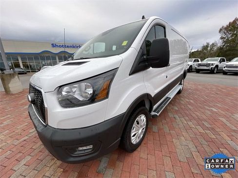 Used 2024 Ford Transit 250 Low Roof w/ Exterior Upgrade Package image 29