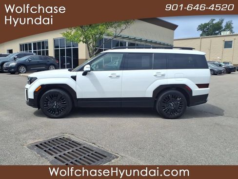 Certified 2025 Hyundai Santa Fe Calligraphy FWD image 2