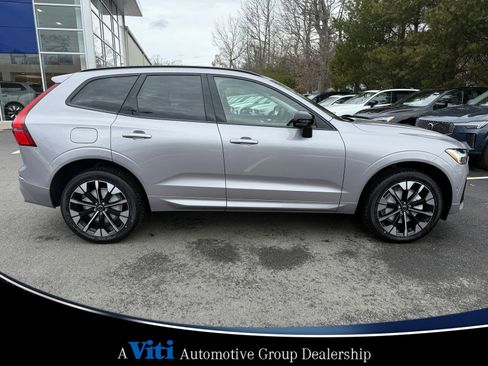 Used 2026 Volvo XC60 B5 Plus w/ Protection Package Premier AWD/4WD image 9