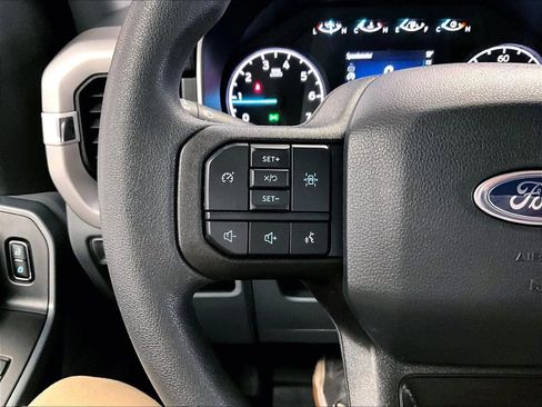 Used 2023 Ford F150 XLT w/ XTR Package image 17