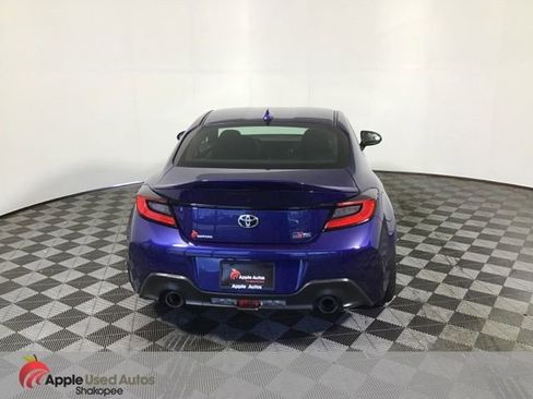 Used 2023 Toyota GR86 w/ ALL Weather Mat Package (TMS) image 6
