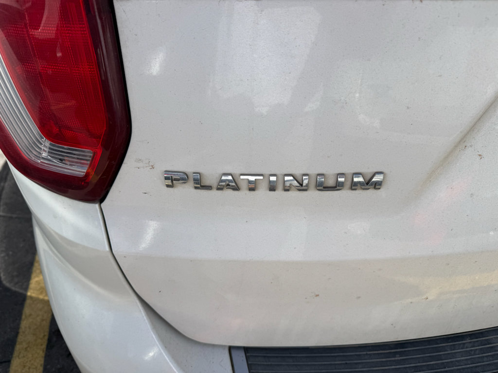 Used 2019 Ford Explorer Platinum AWD/4WD image 7