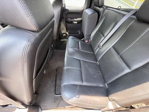 Used 2007 Chevrolet Silverado 1500 LTZ AWD/4WD image 17
