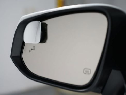 Certified 2024 Toyota Corolla Cross LE image 26