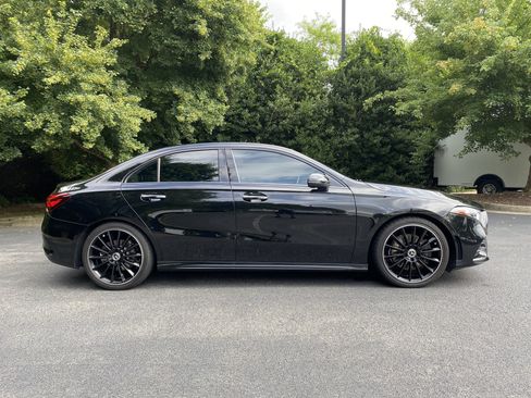 Used 2019 Mercedes-Benz A 220 image 10