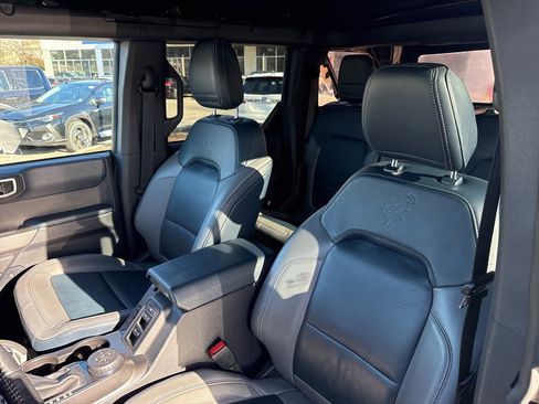 Used 2021 Ford Bronco Outer Banks w/ Sasquatch Package image 21