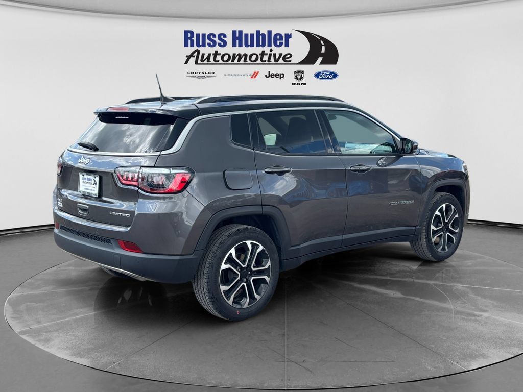 Used 2023 Jeep Compass Limited AWD/4WD image 7
