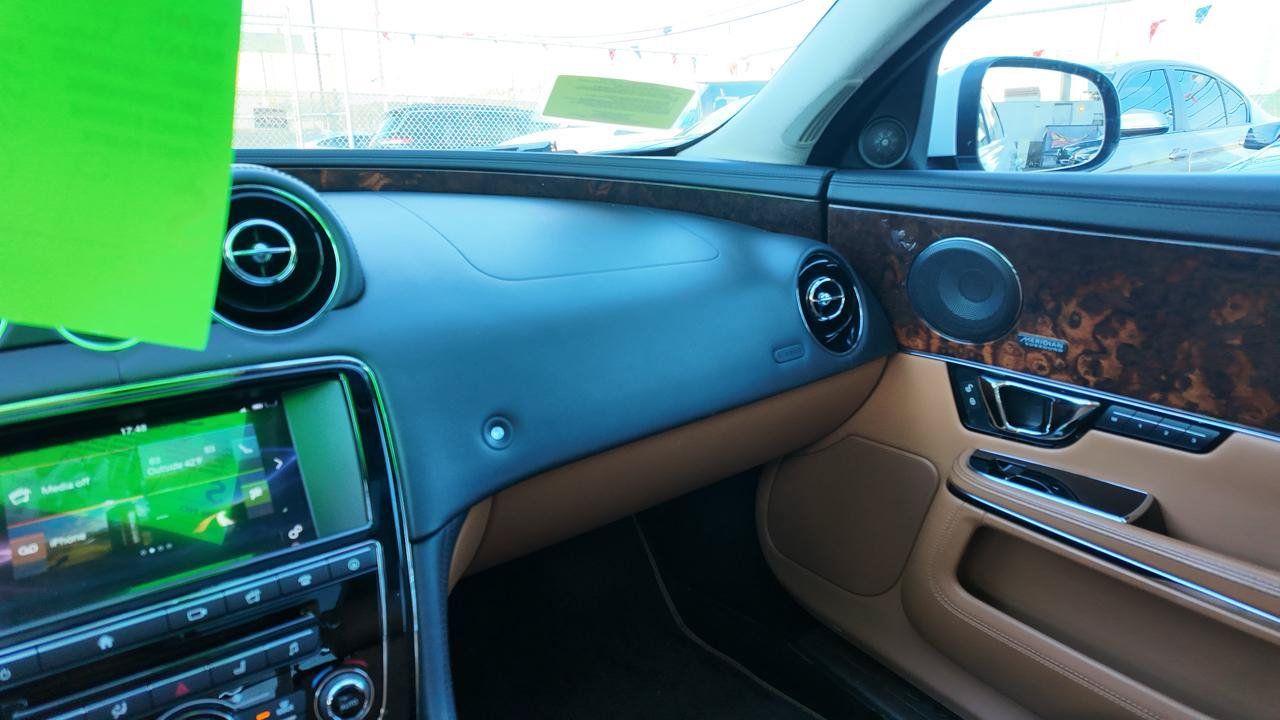 Used 2016 Jaguar XJ L Portfolio AWD/4WD image 15