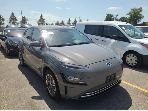 Used 2023 Hyundai Kona SE FWD image 5