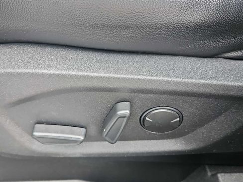 Used 2022 Ford Edge Titanium AWD/4WD image 14