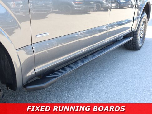 Used 2016 Ford F150 XLT w/ Equipment Group 302A Luxury AWD/4WD image 12
