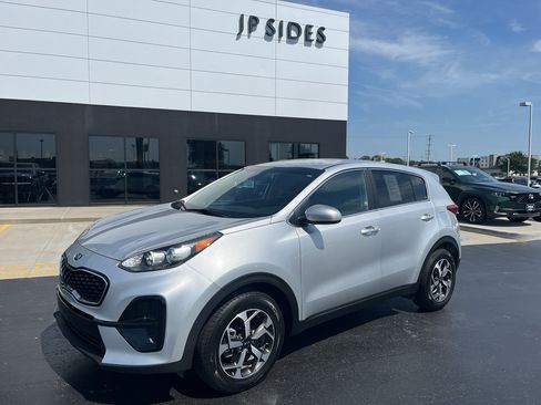 Used 2022 Kia Sportage LX FWD image 1