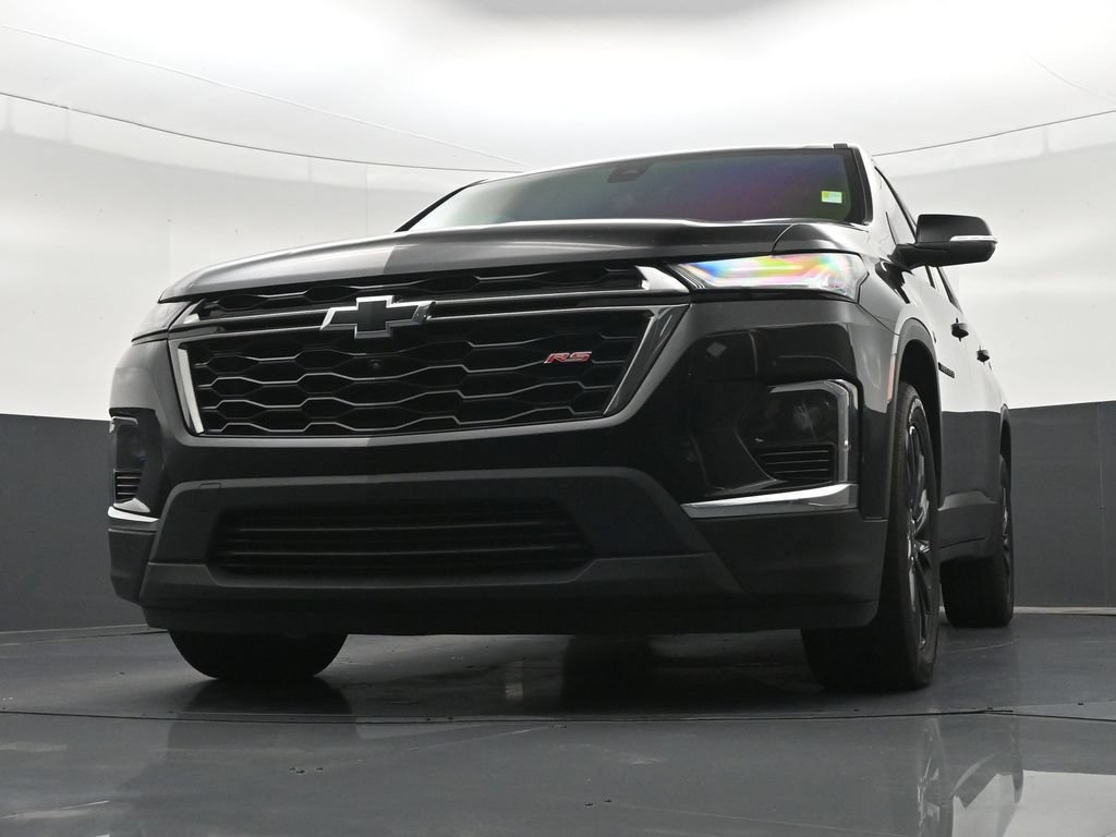 Used 2024 Chevrolet Traverse RS FWD image 35